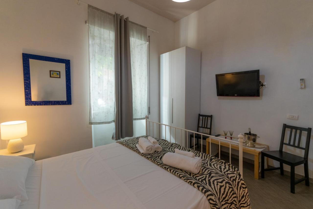 Vercelli Guest House Near San Giovanni Rome Exterior photo