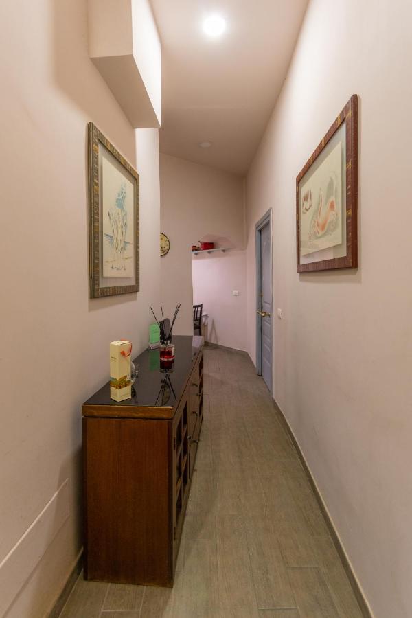 Vercelli Guest House Near San Giovanni Rome Exterior photo