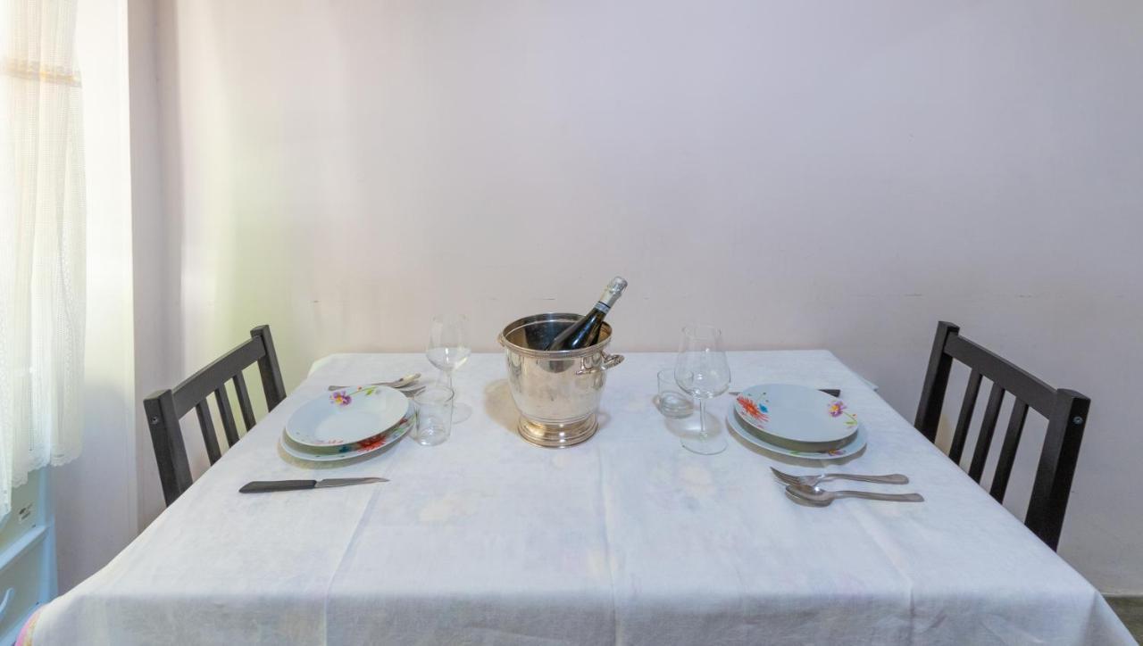 Vercelli Guest House Near San Giovanni Rome Exterior photo