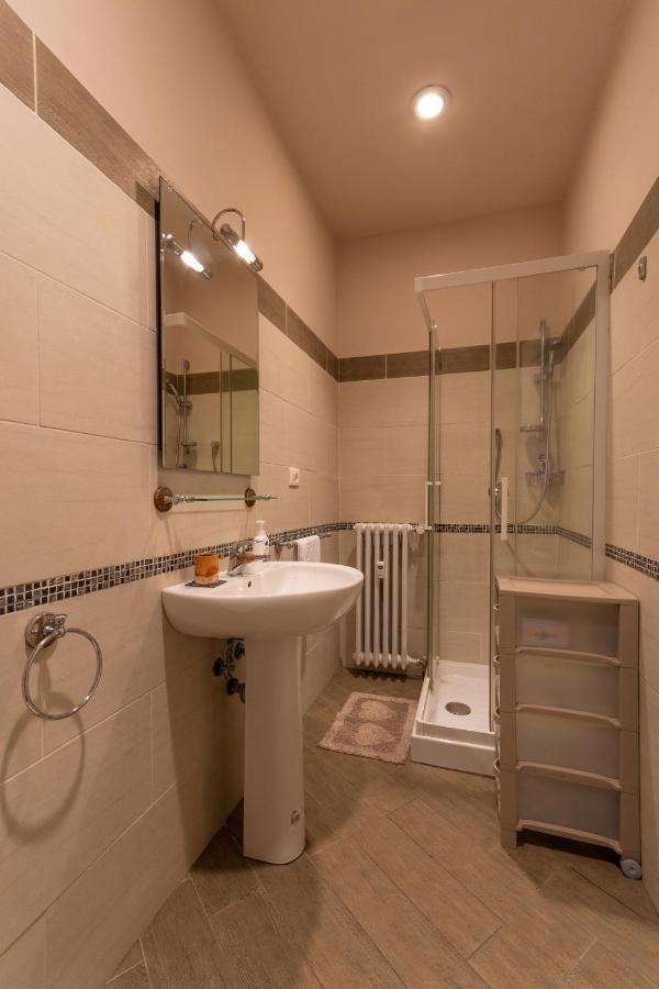 Vercelli Guest House Near San Giovanni Rome Exterior photo