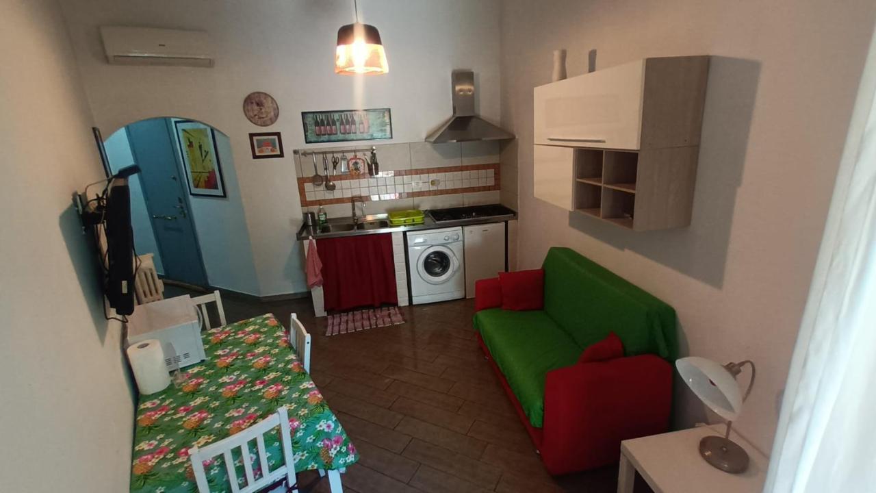 Vercelli Guest House Near San Giovanni Rome Exterior photo